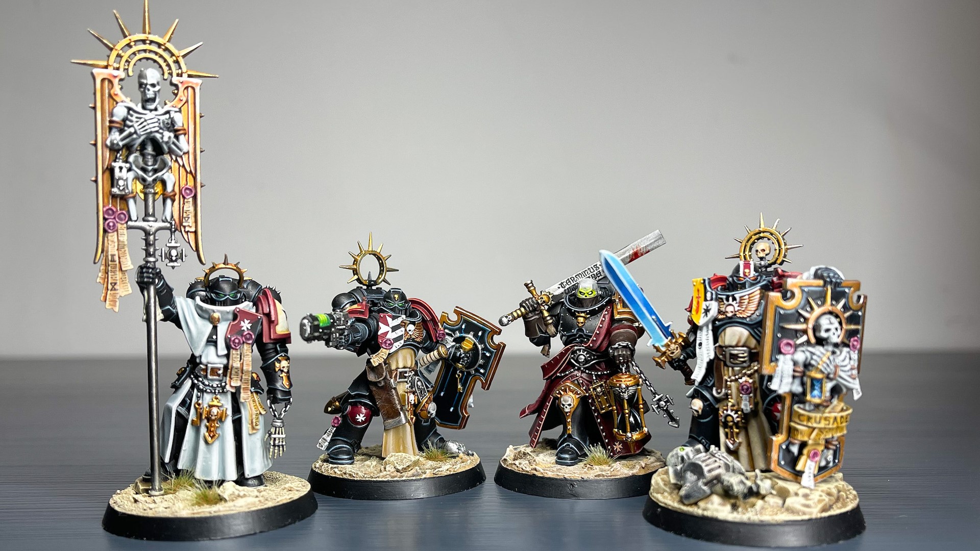 Do Warhammer models need to be painted?