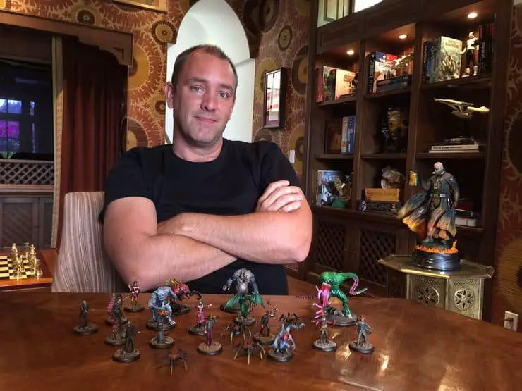 Which Actor Likes Warhammer?